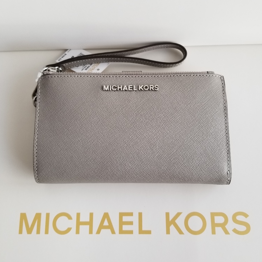 New Michael Kors Adele Wallet/Wristlet
